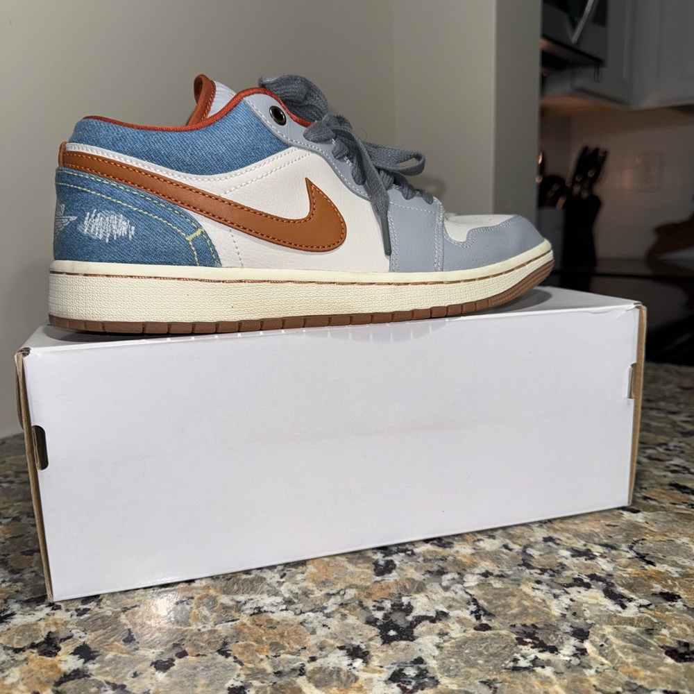 Nike Air Jordan Sneakers